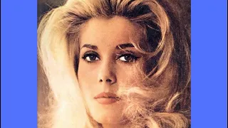 14 Sexy Photos of Catherine Deneuve