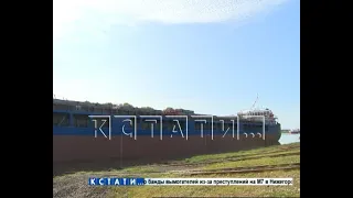 Самый большой в России сухогруз спустили на воду в Навашино