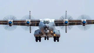 An-22 landing in turbulence + Talks pilots and air traffic controllers / Airfield Kubinka