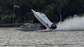 Crash in Formula 2 heat 2 Powerboat racing oulton broad Jetty start 2022