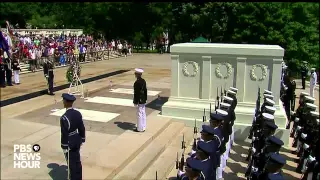 Watch President Obama lay a wreath at the Tomb of the Unknowns