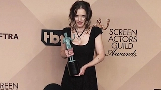 Winona Ryder Doesn’t Seem Very Happy With Being Screamed At By Photogs At The 2017 SAG Awards