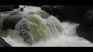 Kayak en Río Los Sosa, Tucumán, Argentina