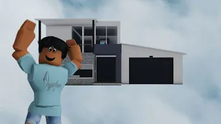 2 Story Modern House Speed Build! bloxburg!