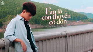 Em Là Con Thuyền Cô Đơn, Thuyền Không Bến Thuyền Mãi Lênh Đênh - Thái Học | Audio Lyric