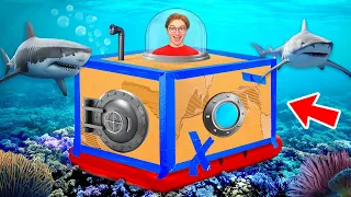 UNDERWATER BOX FORT CHALLENGE !