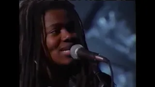 Tracy Chapman  - Give Me One Reason  (Live - 1997)