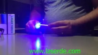 Laserpointer blau 1200mw Zigarette entzünden