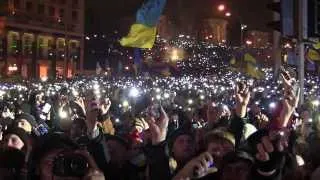 200 000 человек поют Гимн Украины - Новый год 2014 - Майдан Незалежности (HD)