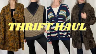 MY FAVORITE THRIFT HAUL | GOODWILL OUTLET | VINTAGE, TRENDS & BOLOS | RESELL ON POSHMARK & DEPOP