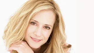 12 Sweet Photos of Holly Hunter