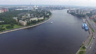 Ивановская улица, Володарский мост, Нева и район Щемиловка. Июль 2018.