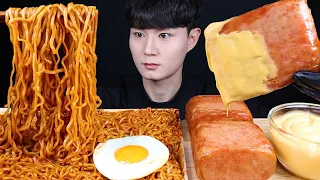 ENG SUB) ASMR SPICY FIRE NOODLES & CHEESY SPAM EATING SOUNDS MUKBANG 불닭볶음면 스팸 먹방ASMR MUKBANG