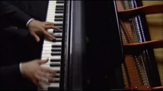 Tzvi Erez - Chopin Nocturne in E Flat Major, Op. 9 No. 2