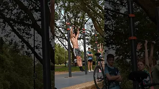 Calisthenics in London (188cm/95kg)