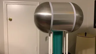 Electrostatic levitation using Van de Graaff generator