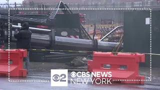 5 injured when boom truck collapses at NYC construction site