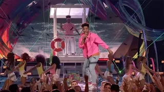 KYLE | iSpy ft. Lil Yachty (2017 Teen Choice Awards Performance)