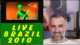 Queens OF The Stone Age - NO ONE KNOWS (Live  Music and Arts Festival, Brazil 2010) singer reaction