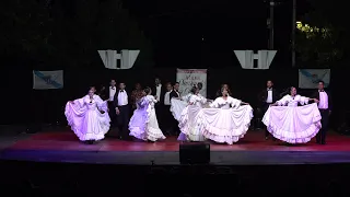 Venezuelan folk dance: Valses venezolanos (Dama Antañona & ?)