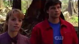 Kara~Smallville Scene(Kara's spaceship found)