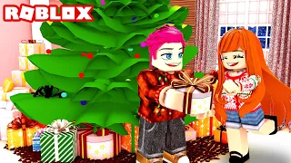 Husband and Wife's Christmas Evening In Bloxburg! (Roblox Roleplay)