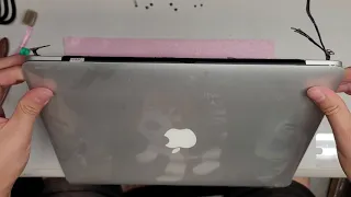 13" Retina MacBook Pro A1502 Early 2015 Disassembly LCD Screen & Battery Replacement How To Tutorial
