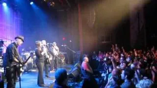 Flogging Molly - Rebels of the Sacred Heart - 2009.10.17 @ L'Imperial, QC