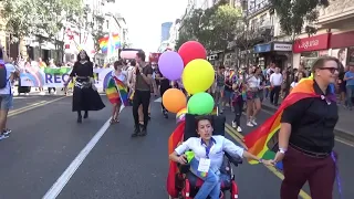 Serbian Prime Minister, Belgrade Mayor Attend Gay Parade
