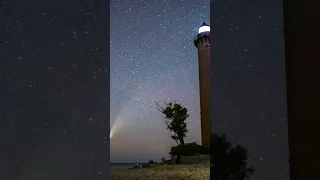 Comet NEOWISE traveling through space at about 40 miles per second.  Music by Ross Bugden