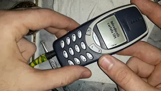 Bataie de joc pe seama unui nokia 3310 cu probleme tehnice