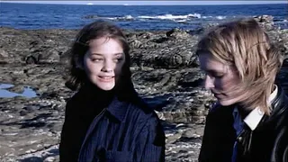 The Seagull / La Mouette (1996) - Lesbian Short Film with Marion Cotillard and Natacha Régnier