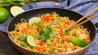 The Best Chicken Pad Thai