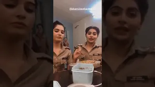 Madam sir off screen masti Yukti kapoor and Bhavika Sharma