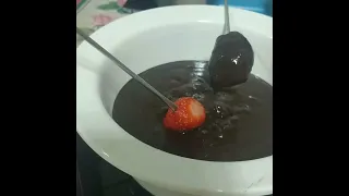 FONDUE DE CHOCOLATE