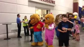 North Shore Bank Presents KidsFest & Baby Expo 2012: Mascot Parade