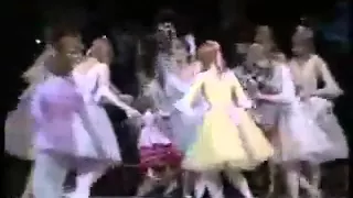 1989 Bolshoi Ballet Nutcracker (excerpts 1/12) by Grigorovich/Tchaikovsky - March of the Children