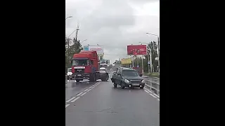 Момент ДТП по Николаевской дороге