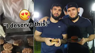 Khabib Celebrates Victory With Many 'Borgers'  🍔😋