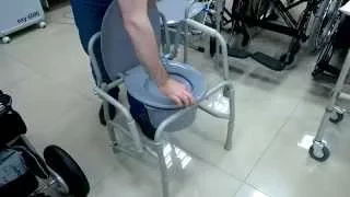Кресла-туалеты в ассортименте