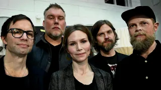 The Cardigans - Lovefool - 1 Hour!!!