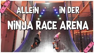 ALLEIN IM JUMPHOUSE 😲 BFF & ICH TESTEN DIE NINJA RACE ARENA, Family Sport