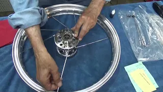 Building a New Wheel For The "Project" Harley Davidson Big Flathead