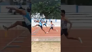 110m hurdles race