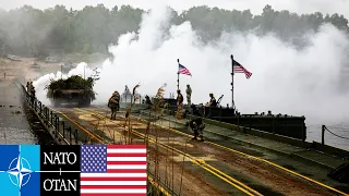 Dozens of US Military Vehicles Arrive in Poland and Cross the River to Enter Ukraine