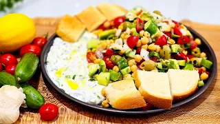 Creamy Chickpea Avocado Salad with pro chefs recipe.🥑🥗 | A very delicious Chickpea Avocado Salad.