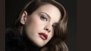 13 Sexy Photos of Liv Tyler