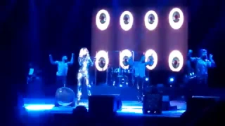 Светлана Лобода (LOBODA) - Твои глаза, live Премьера 23.03.2016 Кишинев