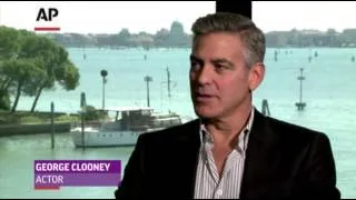 Bullock Douses Clooney Romance Rumors