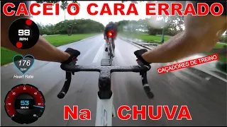 Pelotão a 50km/h na Chuva. Marquei o Ciclista Errado no Pelotão?!